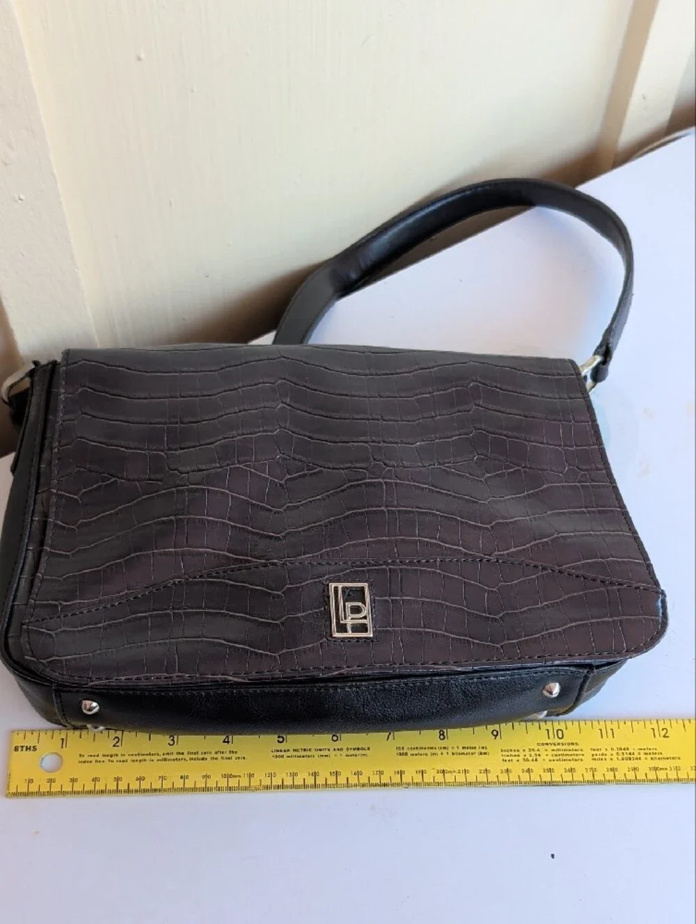 Croc-Embossed Leather Shoulder Bag in Dark Brown